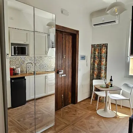 Corte Alta Santa Teresa Luxury * Bari